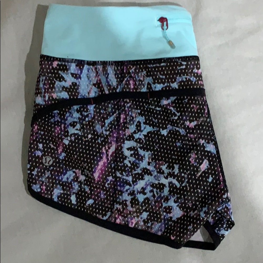 GUC Lululemon speed shorts size 6